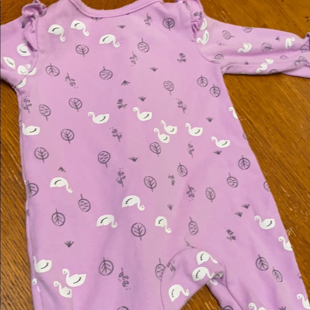 A sleeper - Picture 2 of 3
